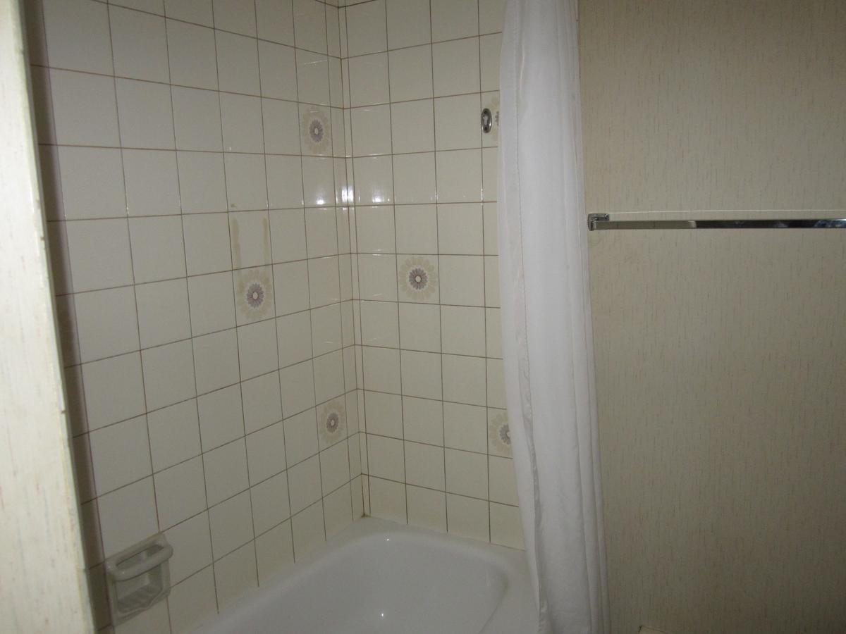 Red Coach Inn 100 Mile House Esterno foto